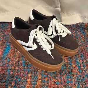 Women’s Brown Suede Low-Top Platform Sneakers with White Accent